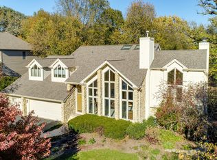 1021 Pembridge Pl, Sugar Grove, IL 60554