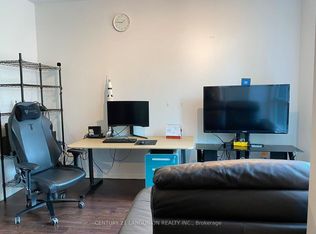 215 Fort York Blvd #213, Toronto, ON M5V 4A2
