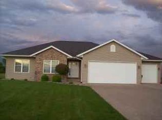 1287 Elder Ridge Rd, West Liberty, IA 52776