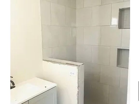 5th image of 503 Rasa Dr