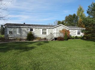 7013 E Mount Morris Rd, Otisville, MI 48463