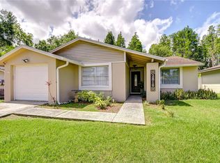 2818 Cedaridge Dr, Tampa, FL 33618