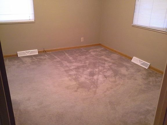 5th image of 519 S Huttig Ave