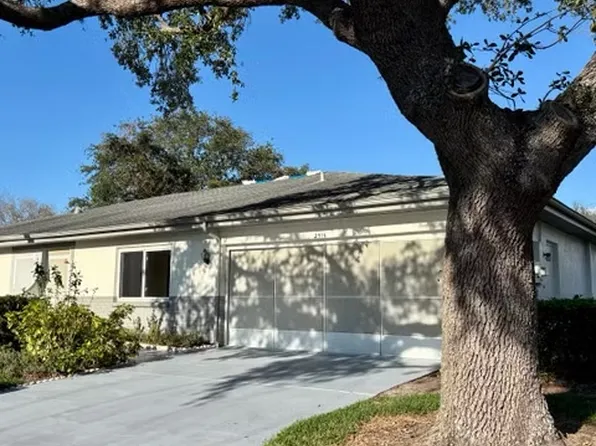 2516 Larkin Dr #2516, Sun City Center, FL 33573