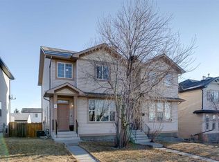 48 SW Covemeadow Rd NE, Calgary, AB T3K 6E6