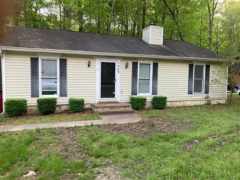 1089 S Confederate Dr — Photo 1