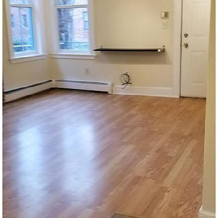 Living room/entrance