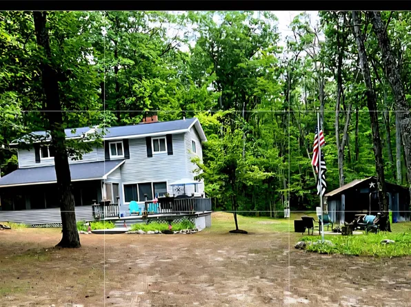 11870 Bayer Rd, Roscommon, MI 48653