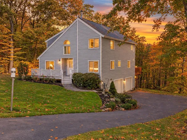 39 Hunter Drive, Derry, NH 03038
