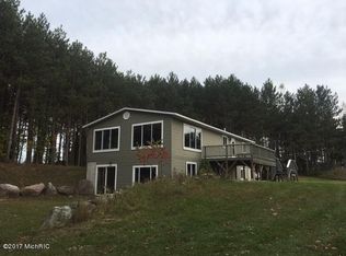 21620 One Mile Rd, Reed City, MI 49677
