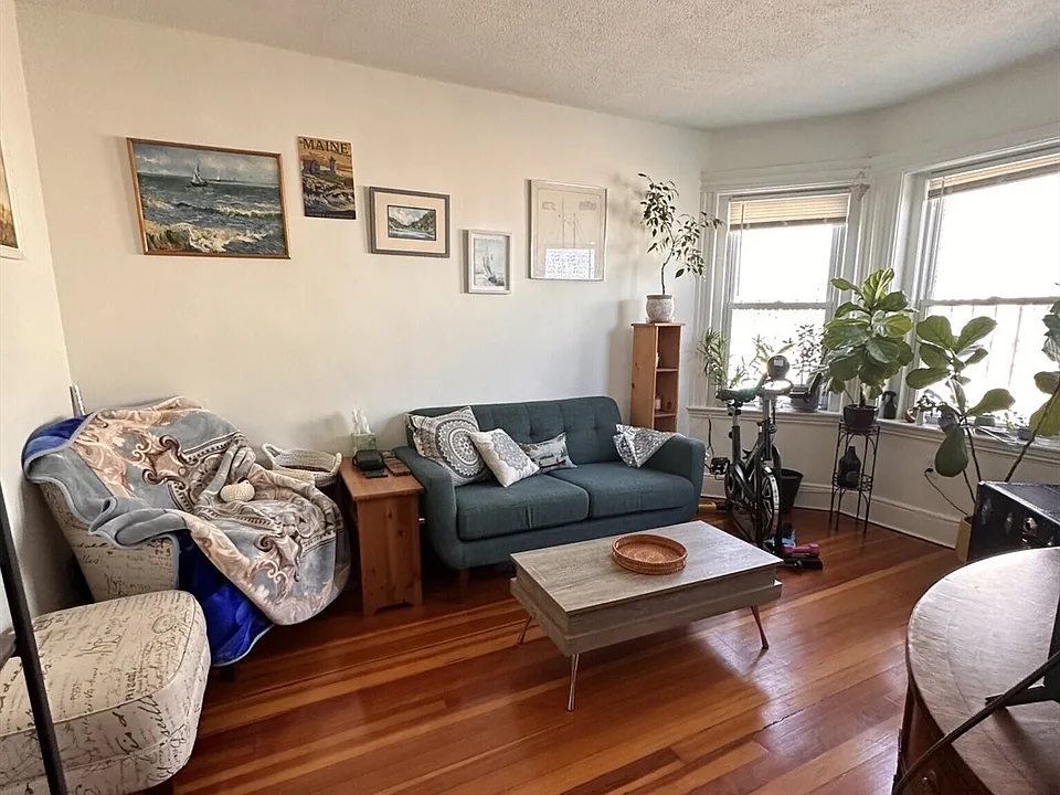 4A Weld Ave #1