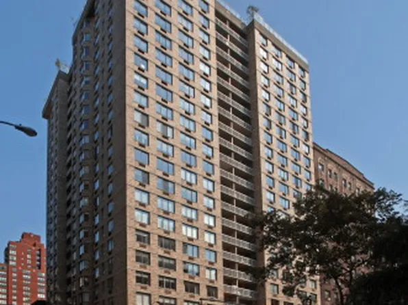 424 West End Avenue image 2 of 15