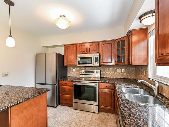 2nd image of 302 SE 3rd St