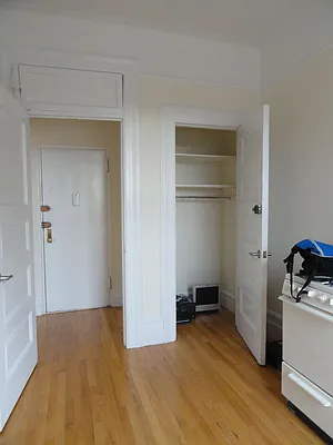 Rented by Manhattan Flats | media 51