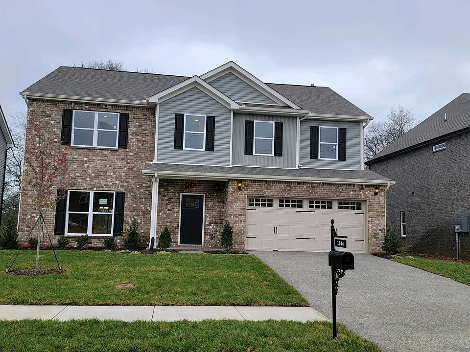 1044 Wickshire Dr