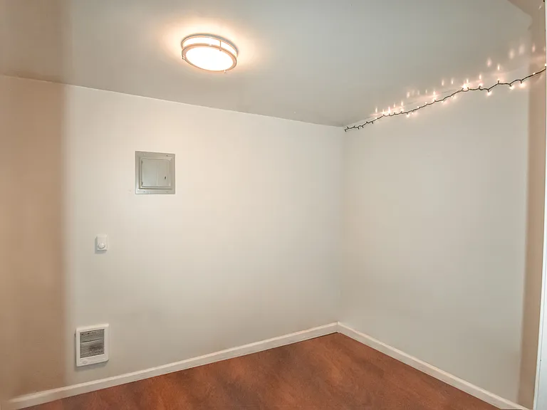 1219 SW 124th St #17 — Photo 5