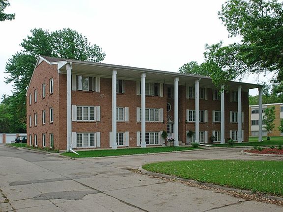 4th image of 8350 Fremont Ave S APT 302