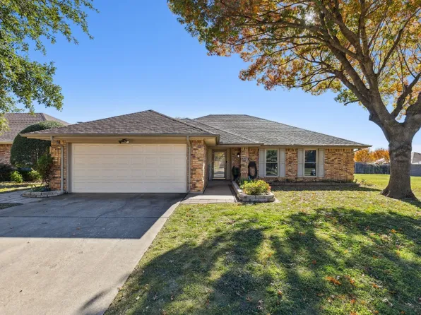 4917 Barberry Dr, Fort Worth, TX 76133