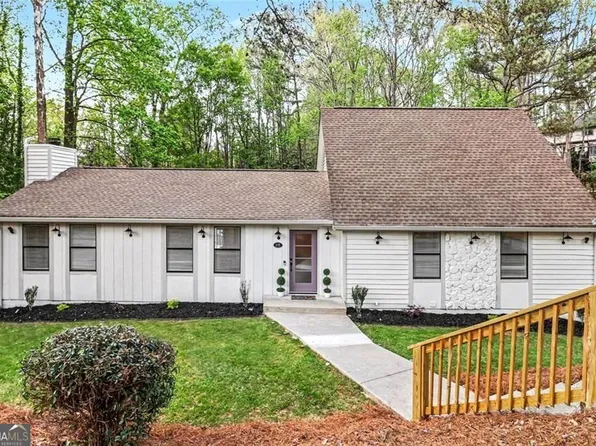 115 Ansley Ct, Roswell, GA 30076