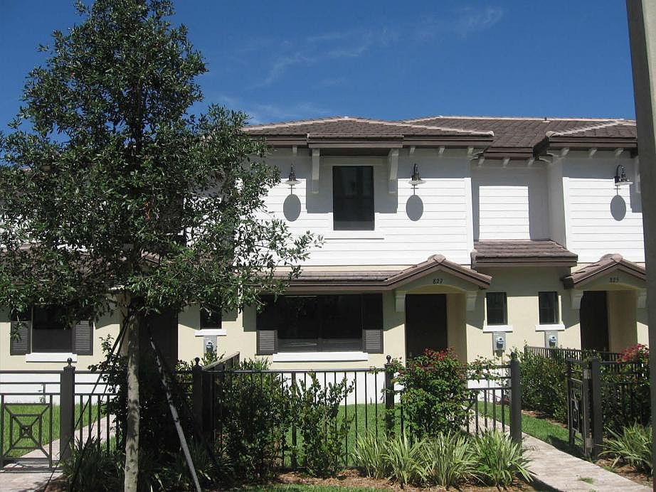1st image of 827 S Ocean Blvd