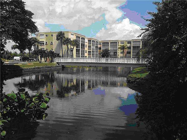 1st image of 505 E Dania Beach Blvd APT 4D