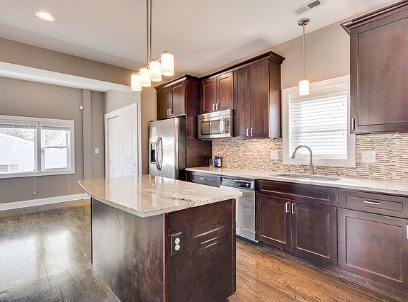 4th image of 4135 N Melvina Ave