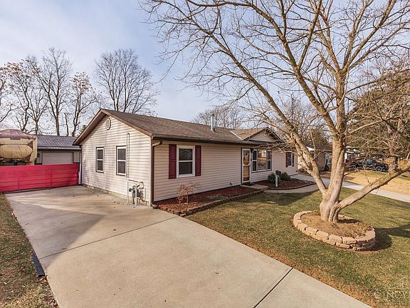 2nd image of 120 Westfield Dr