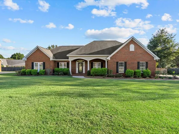 208 Inverness Dr, Dothan, AL 36305