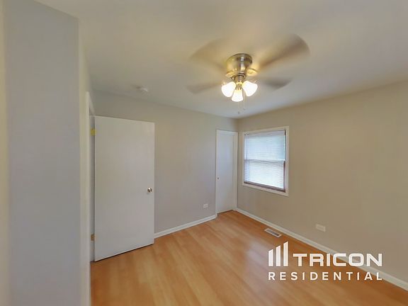 5th image of 4 Joyce Ln