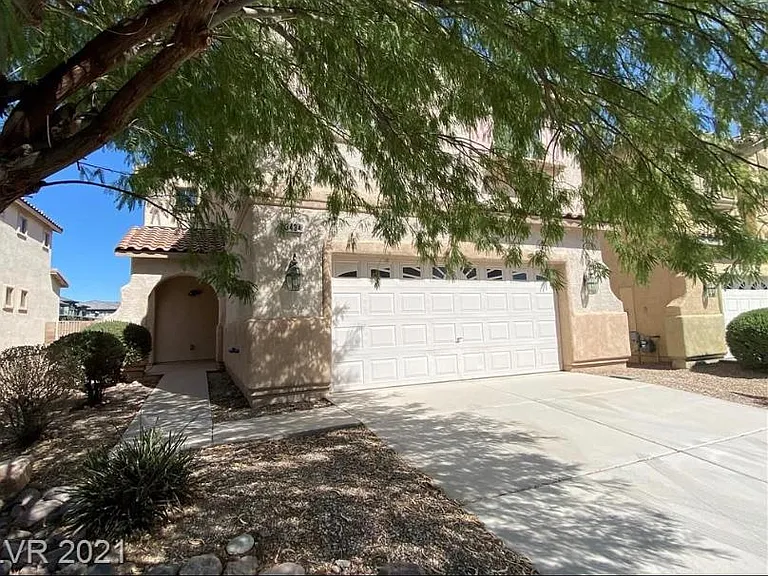 3434 Bella Valencia Ct — Photo 26
