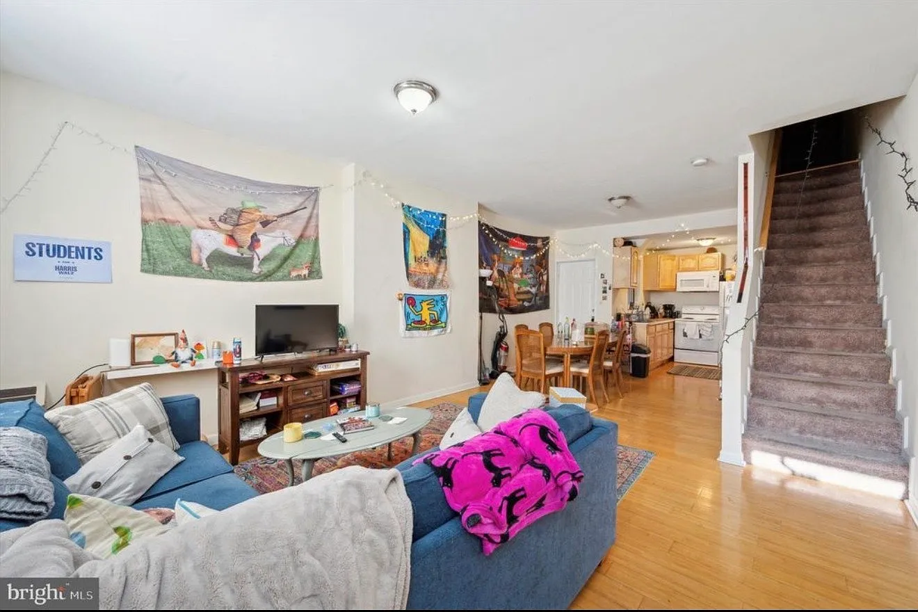 1531 Fontain Street — Photo 1