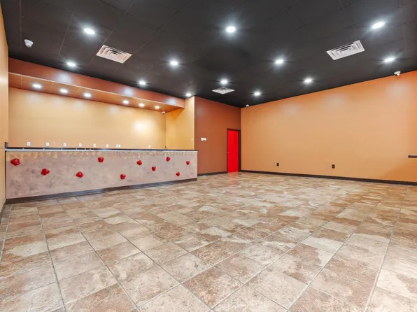 7514 Tonnelle Avenue image 1 of 19