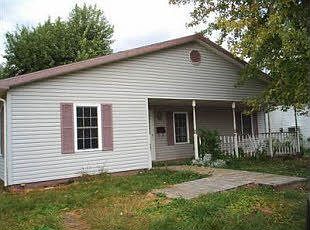2nd image of 715 Logan St