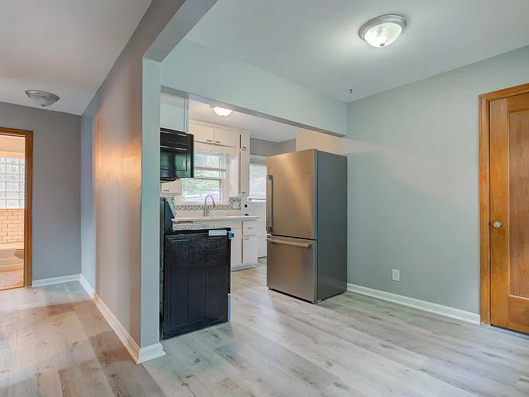 4610 Rookwood Ave — Photo 9