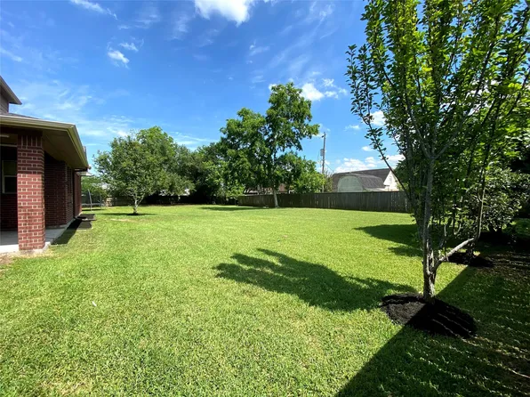 12122 Ross Rd, Houston, TX 77034