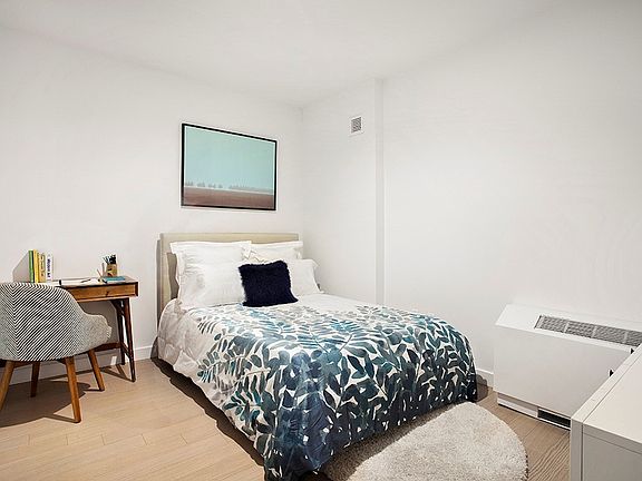 4th image of 20 Exchange Pl APT 304