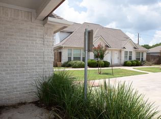 3613 S Hampton Ct #3B-3BA-1503SQFT, Bryan, TX 77801