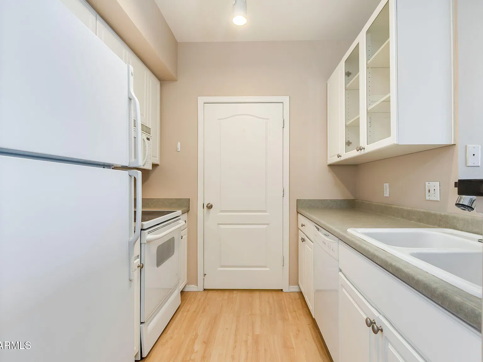 2 bed, 2.0 bath, 790 sqft, $1,450 — Photo 4