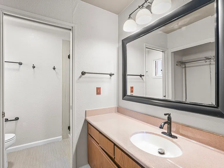 4946 Canto Dr — Photo 11