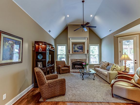 4th image of 1650 Tartan Ln