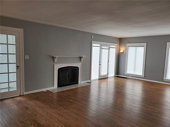 4th image of 5556 Washington Blvd