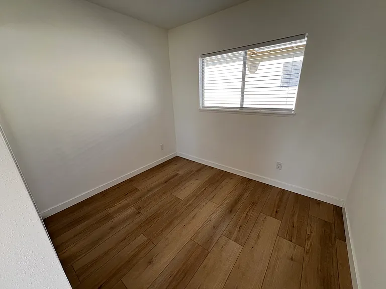 18722 Brookhurst St — Photo 11