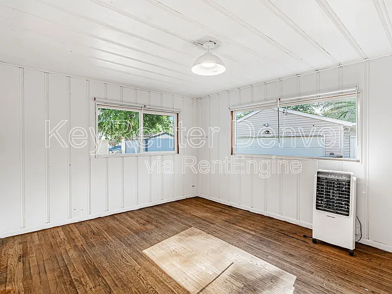 421 N Stuart St — Photo 16