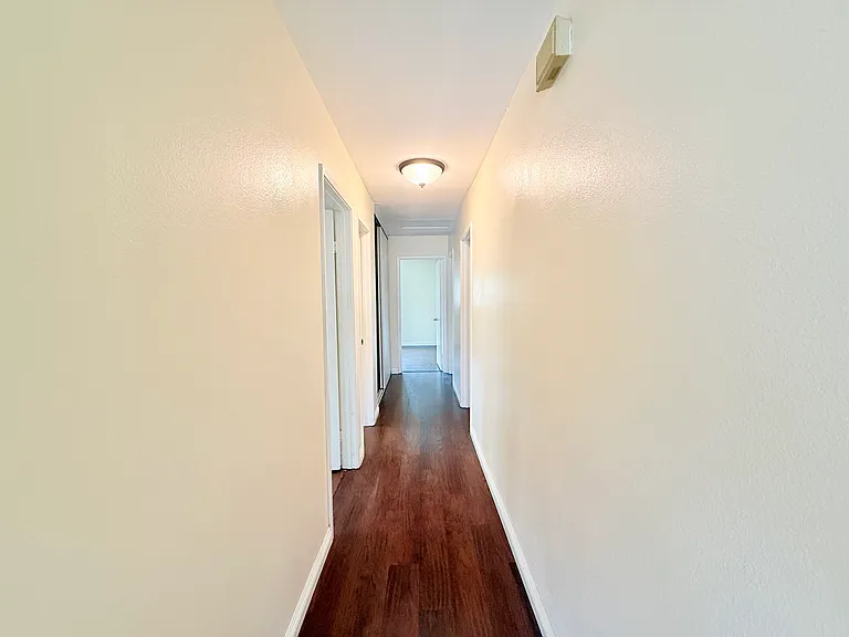5775 Altamont Dr — Photo 18