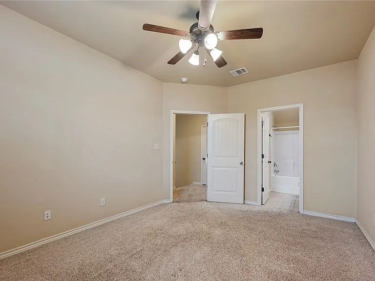 128 Kimber Ln — Photo 16