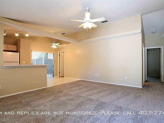 3rd image of 440 Winding Oak Ln