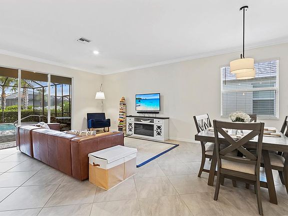 5th image of 17596 Corkwood Bend Trl