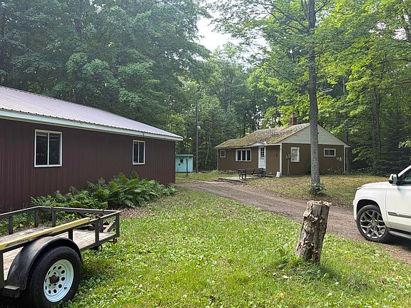 2nd image of 13701 W Lakeview Rd