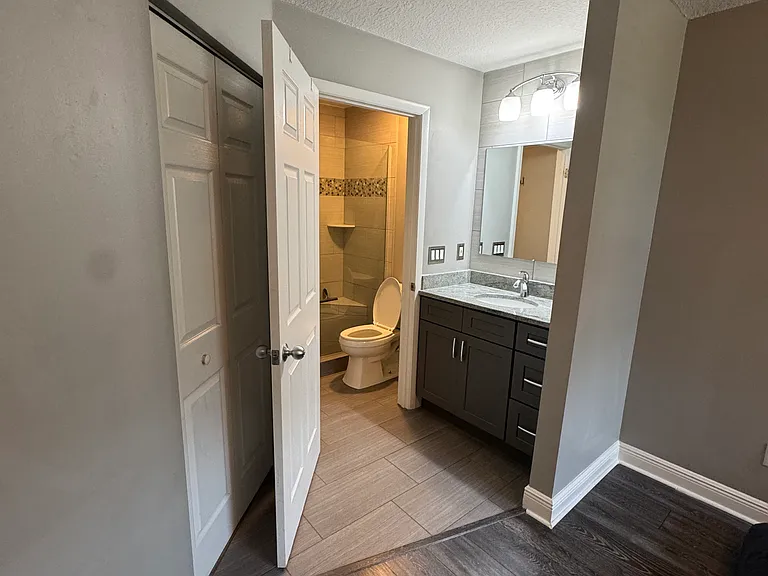 2608 Grassy Point Dr #104 — Photo 7