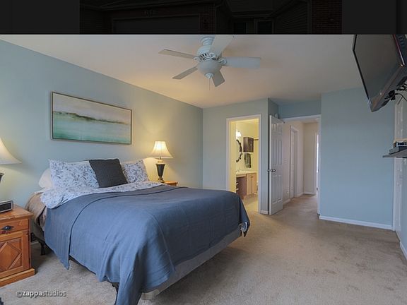 3rd image of 285 Capitol Dr Unit B